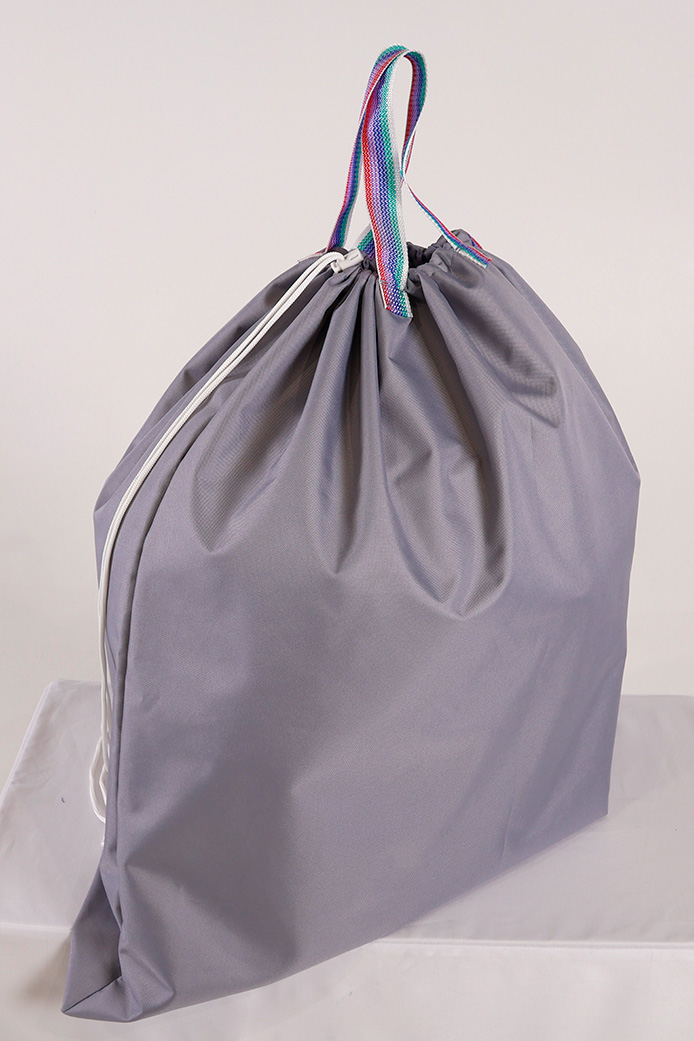 Flacher Sack mit 2 Handgriffen und dem langen Gürtel für Tragen auf den Schultern, Produktbild 1
